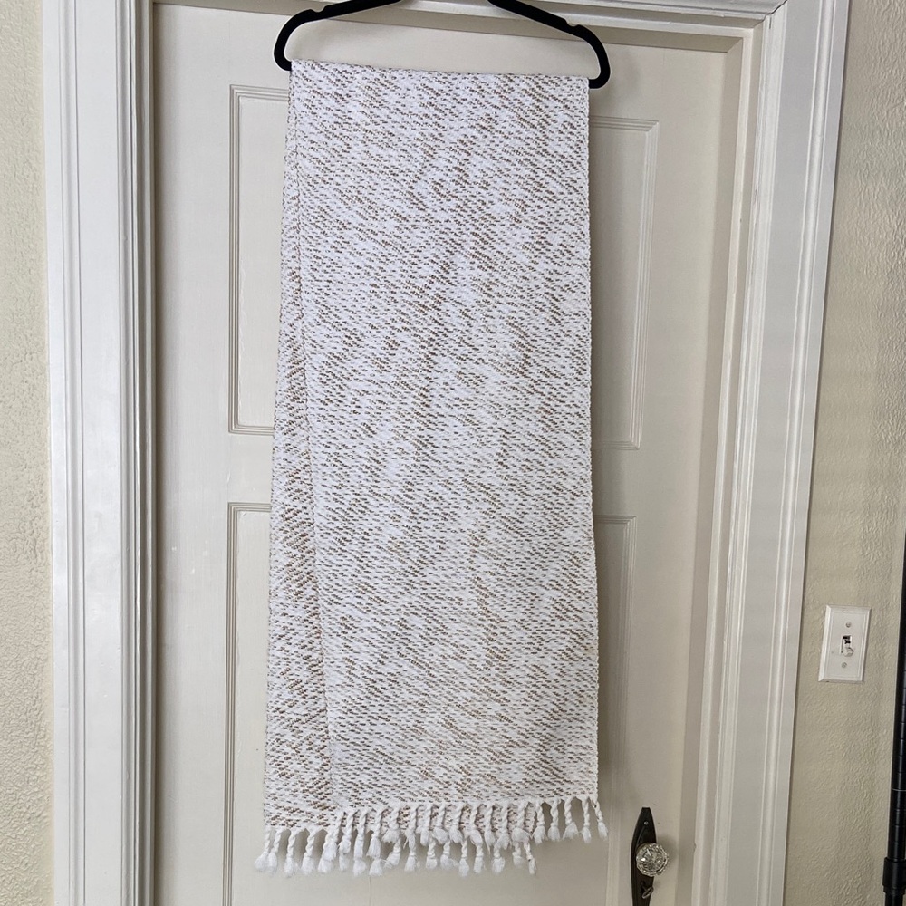 Rachel Ashwell Table Runner